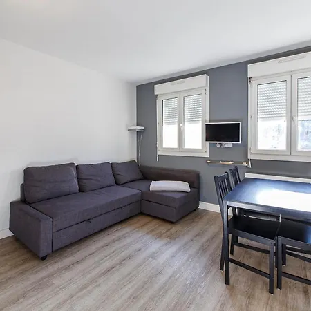 Letanduere - Wifi - Tramway Apartment